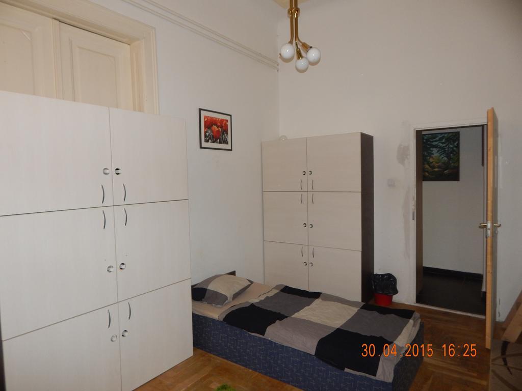 Violet Hostel Budapeşte Oda fotoğraf