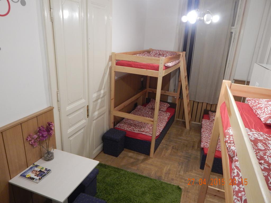 Violet Hostel Budapeşte Oda fotoğraf